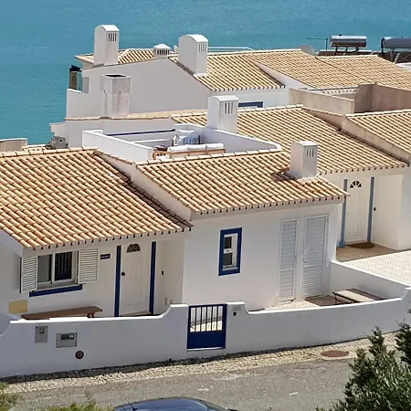 Casinha Manta Salema