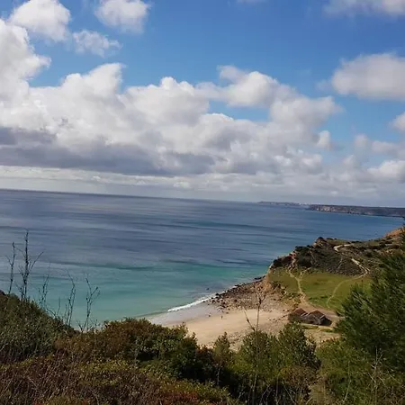 Bed & Breakfast Casinha Manta Salema